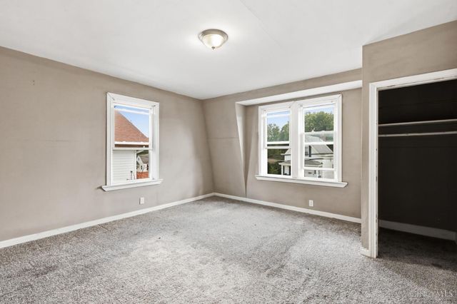 1620 De Armand Avenue, North College Hill, OH 45239