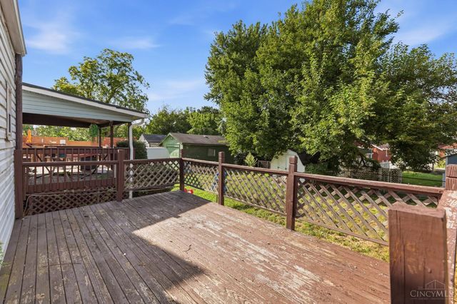 1620 De Armand Avenue, North College Hill, OH 45239