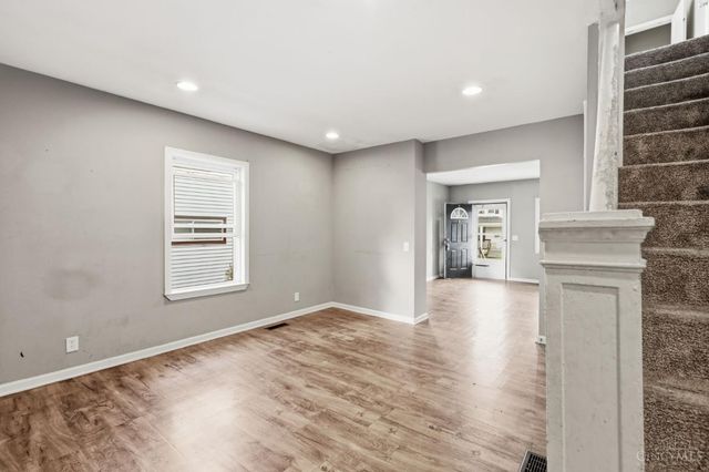 1620 De Armand Avenue, North College Hill, OH 45239