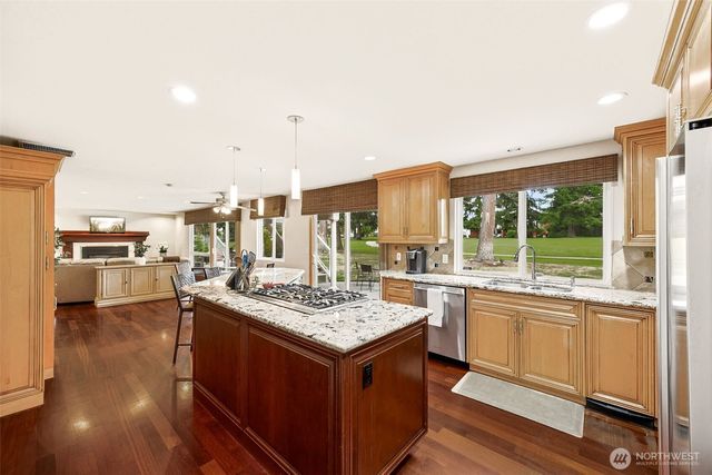 31717 37th Avenue SW, Federal Way, WA 98023