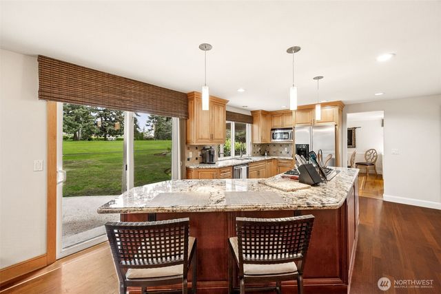 31717 37th Avenue SW, Federal Way, WA 98023