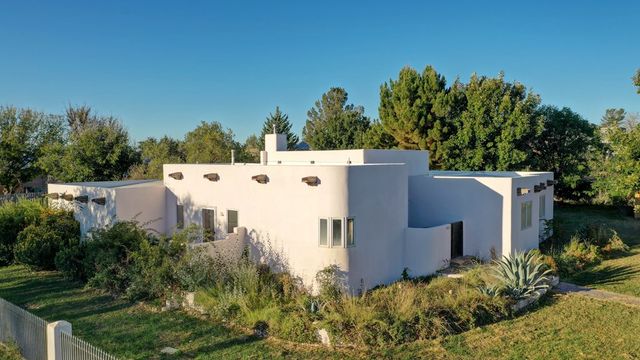 801 W 3rd St, Marfa, TX 79843