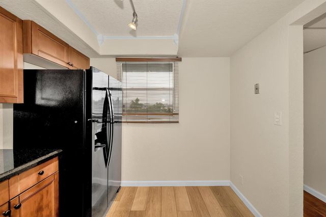 118 Royal Park Drive 4G, Oakland Park, FL 33309