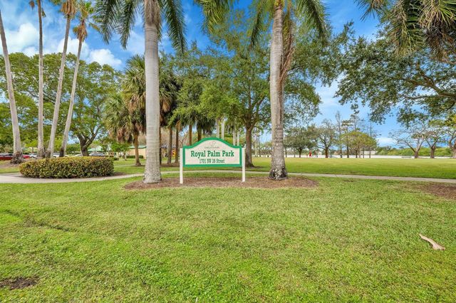 118 Royal Park Drive 4G, Oakland Park, FL 33309