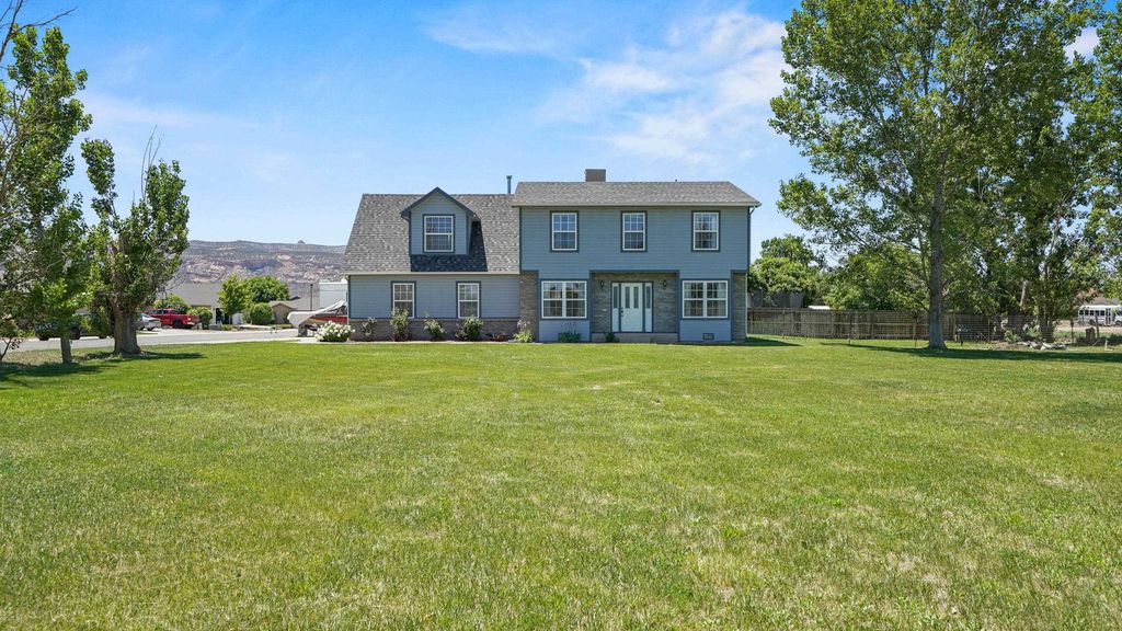 990 Kaley Street, Fruita, CO 81521