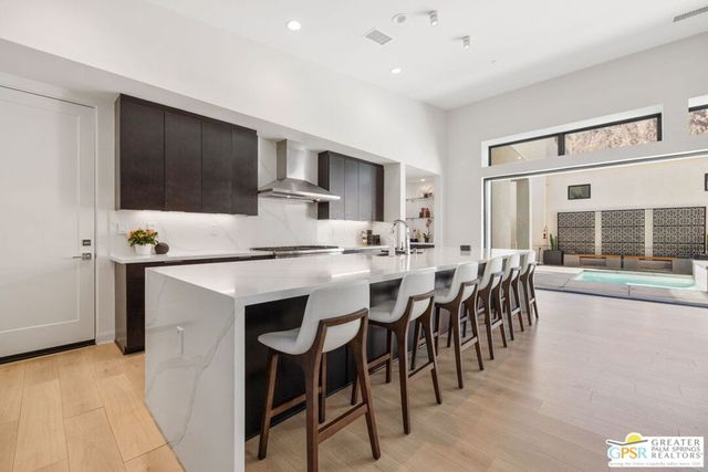 190 Obsidian Loop, Palm Springs, CA 92264