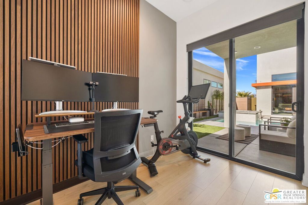 Image 54 of property listing at 190 Obsidian Loop, Palm Springs, CA 92264