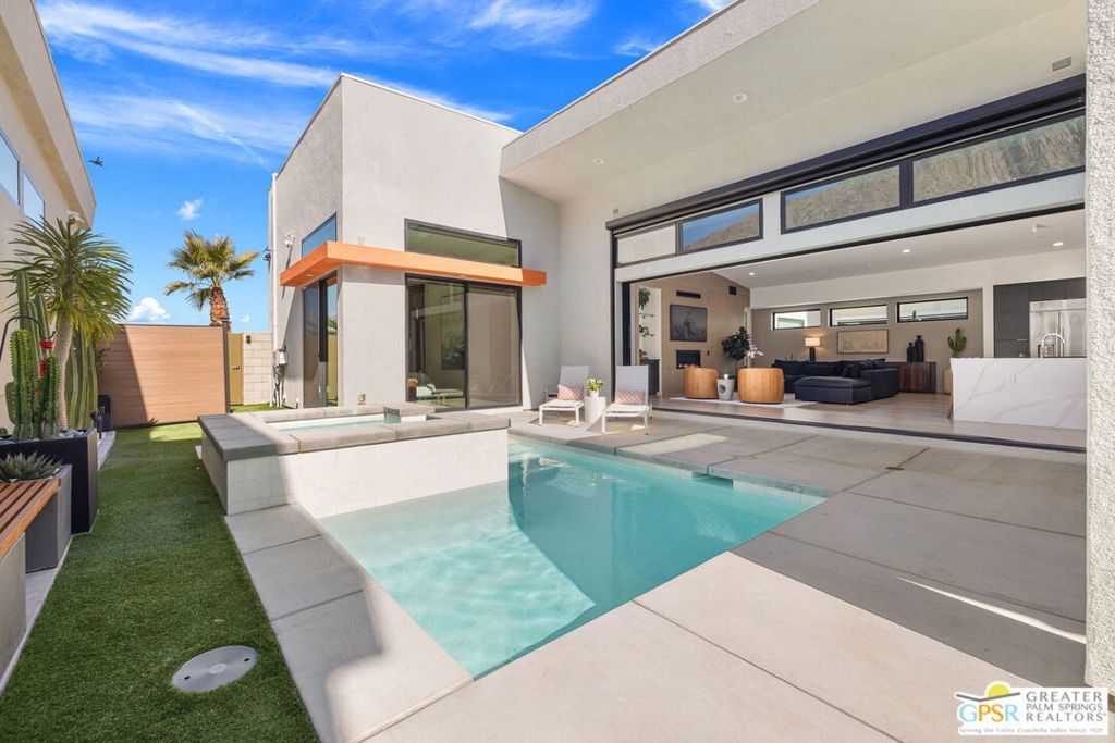 Image 6 of property listing at 190 Obsidian Loop, Palm Springs, CA 92264