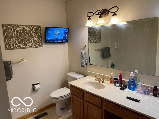 1010 Louise Court, Seymour, IN 47274