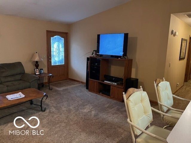 1010 Louise Court, Seymour, IN 47274