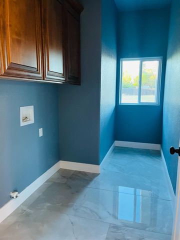 25791 Pickford Drive, Madera, CA 93638