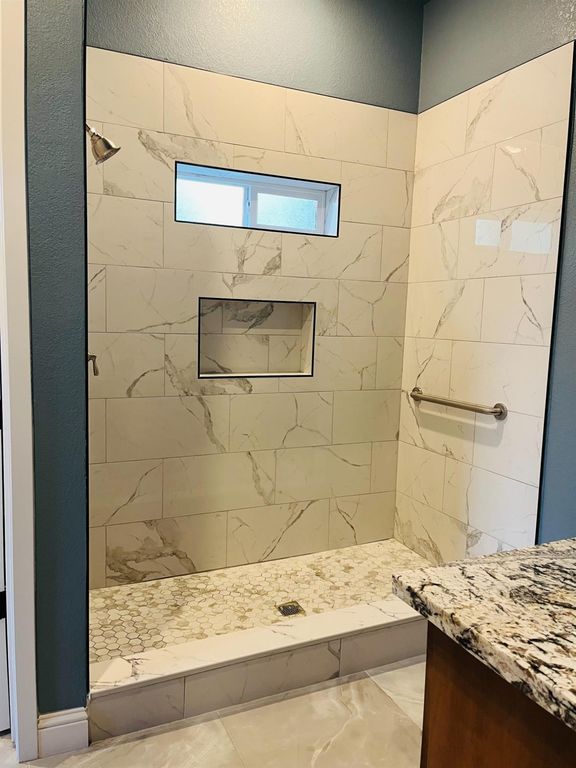 Image 19 of property listing at 25791 Pickford Drive, Madera, CA 93638