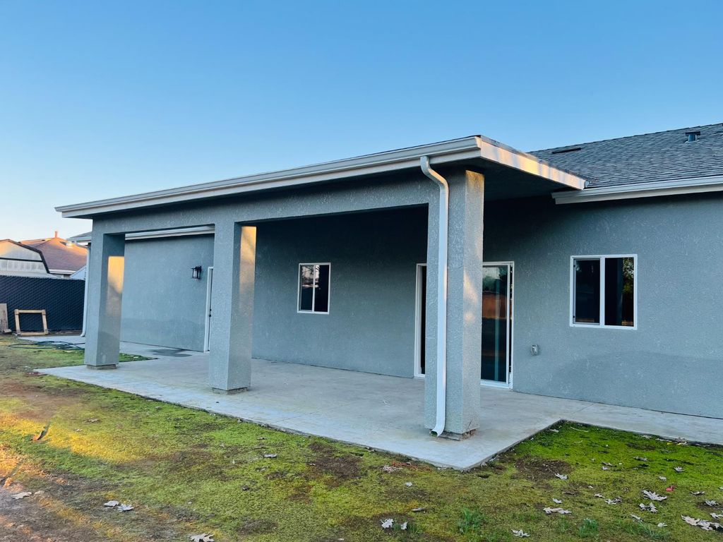 Image 22 of property listing at 25791 Pickford Drive, Madera, CA 93638