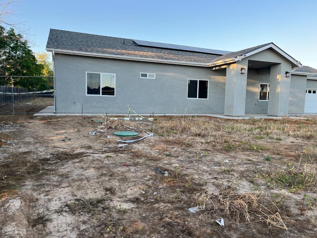 Image 3 of property listing at 25791 Pickford Drive, Madera, CA 93638