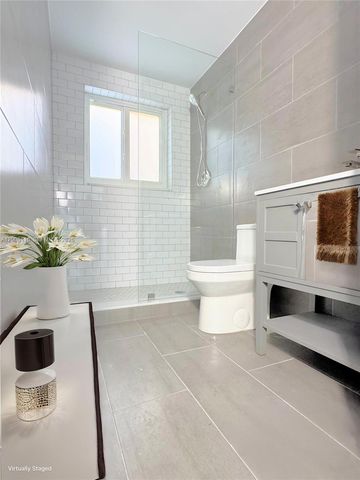 7325 Byron Ave 7, Miami Beach, FL 33141