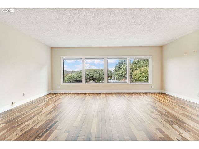 3601 E 11TH St, Vancouver, WA 98661