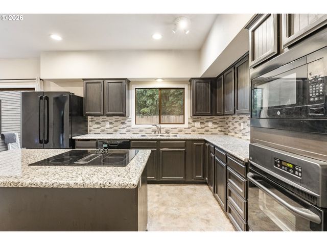 3601 E 11TH St, Vancouver, WA 98661