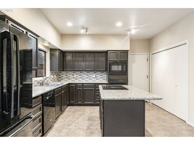 3601 E 11TH St, Vancouver, WA 98661