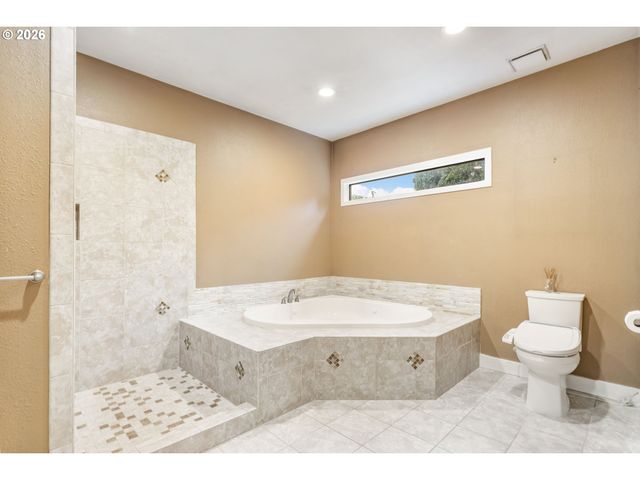 3601 E 11TH St, Vancouver, WA 98661