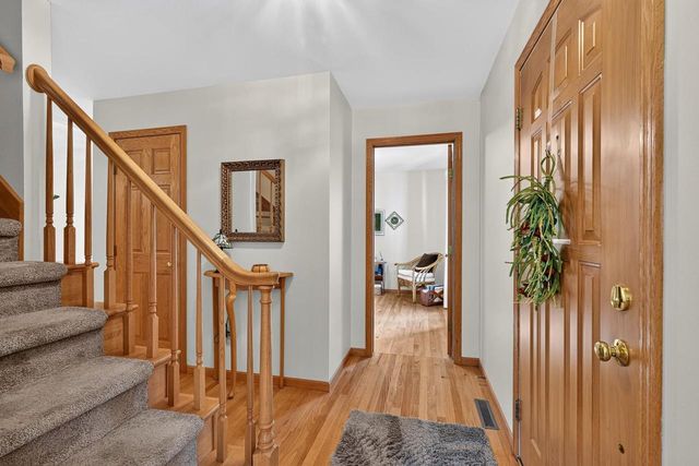 10904 Smokey Mountain Trail, Blue Mounds, WI 53517