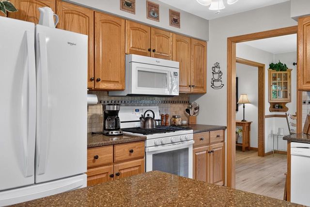 10904 Smokey Mountain Trail, Blue Mounds, WI 53517