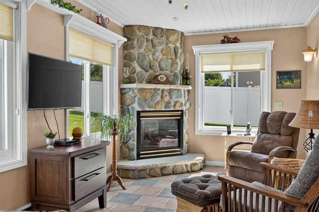 10904 Smokey Mountain Trail, Blue Mounds, WI 53517