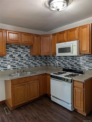 326 1st Street, Newburgh, NY 12550