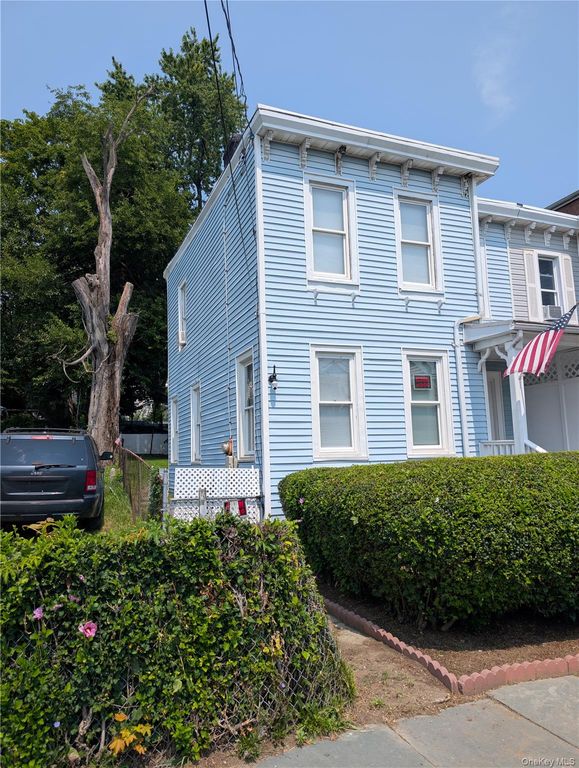 326 1st Street, Newburgh, NY 12550 — photo 2