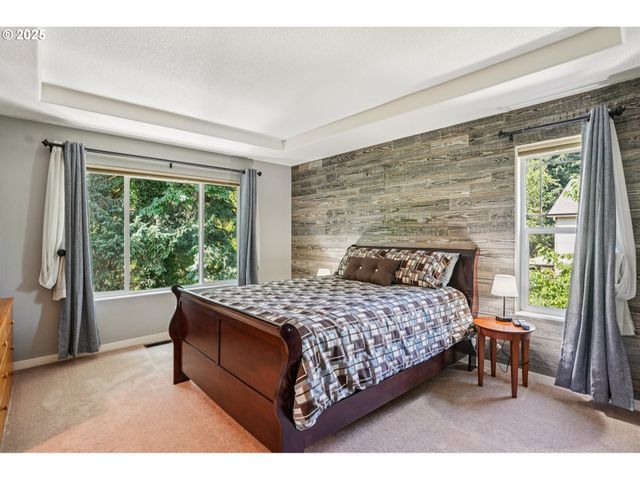 28611 GREENWAY Dr, Wilsonville, OR 97070