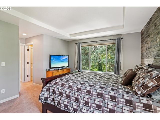 28611 GREENWAY Dr, Wilsonville, OR 97070