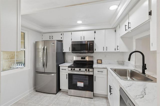 4204 STRATFORD DRIVE 4204, New Port Richey, FL 34652