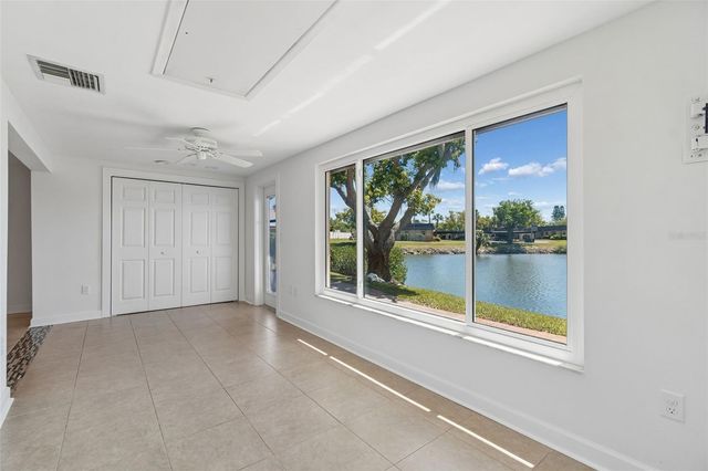 4204 STRATFORD DRIVE 4204, New Port Richey, FL 34652