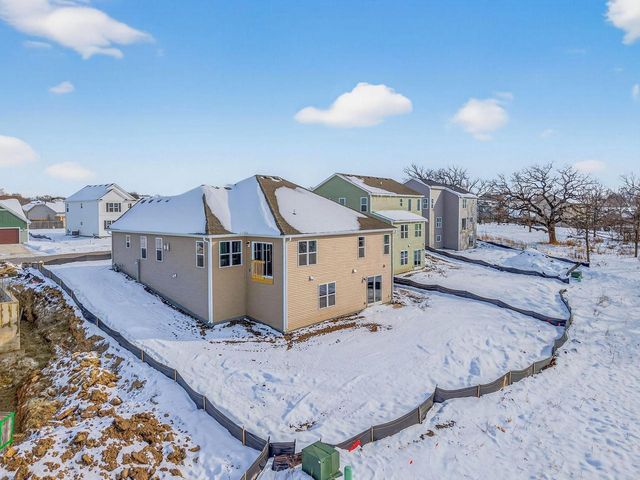 680 Stonefield LANE, Whitewater, WI 53190