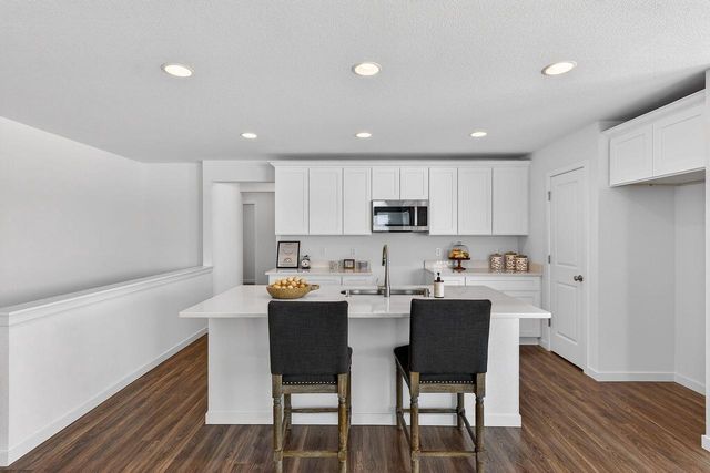 680 Stonefield LANE, Whitewater, WI 53190