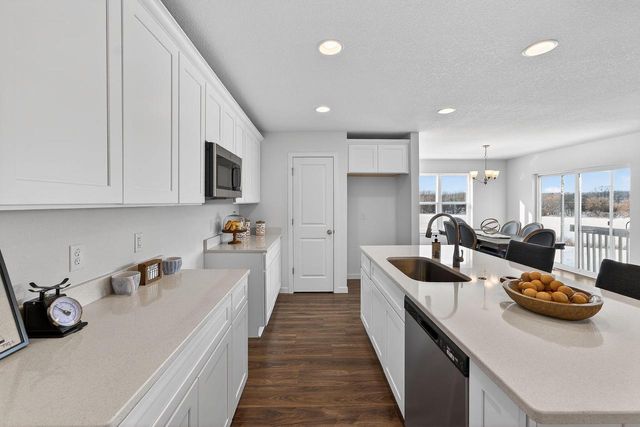 680 Stonefield LANE, Whitewater, WI 53190