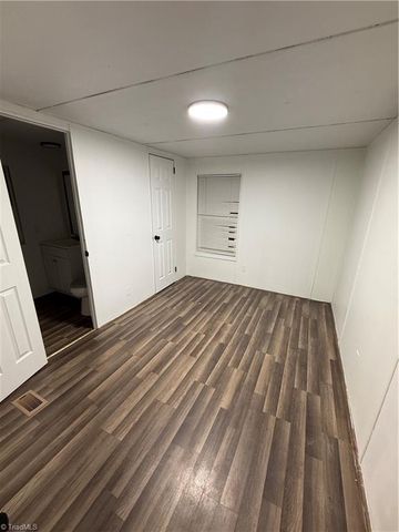 137 Cedar Point Drive, Mount Airy, NC 27030