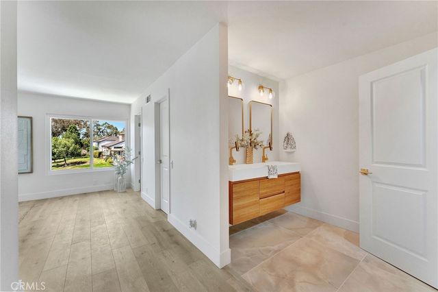 22706 Wood Lake Lane, Lake Forest, CA 92630