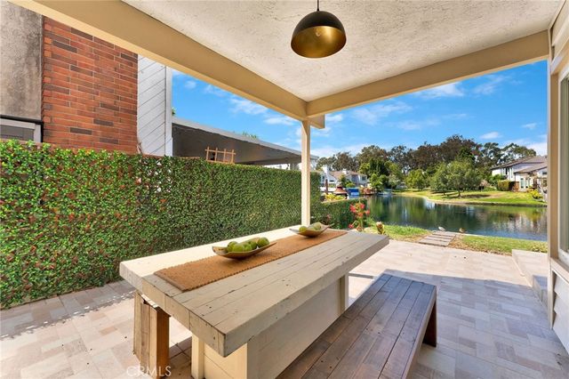 22706 Wood Lake Lane, Lake Forest, CA 92630