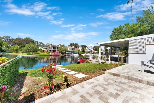 22706 Wood Lake Lane, Lake Forest, CA 92630