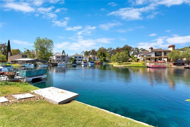 22706 Wood Lake Lane, Lake Forest, CA 92630