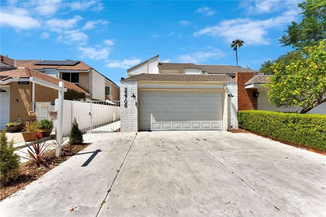 22706 Wood Lake Lane, Lake Forest, CA 92630