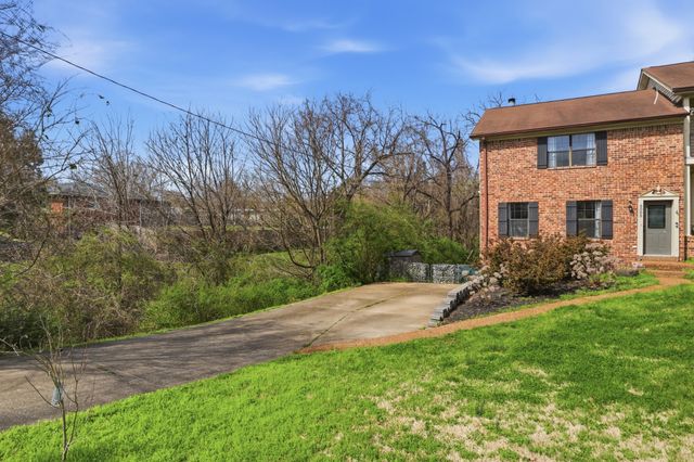 5005 Wilkerson Dr, Nashville, TN 37211