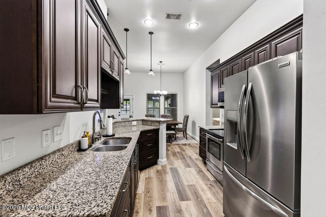 13347 Hilliard Street, D'iberville, MS 39540