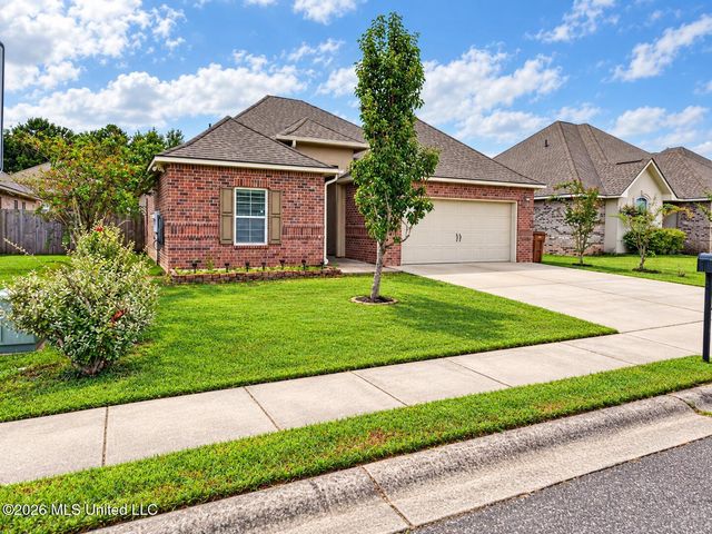 13347 Hilliard Street, D'iberville, MS 39540