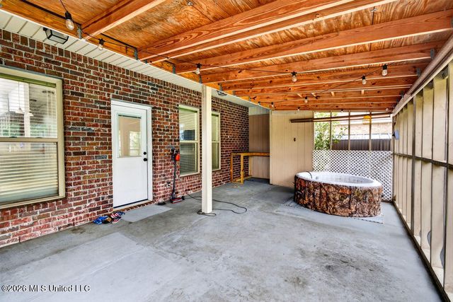 13347 Hilliard Street, D'iberville, MS 39540