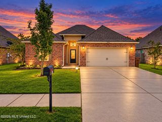 13347 Hilliard Street, D'iberville, MS 39540
