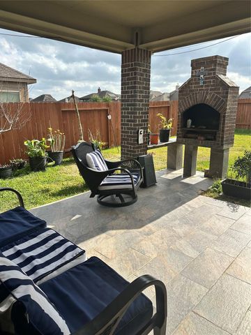 32019 Casa Linda Drive, Hockley, TX 77447