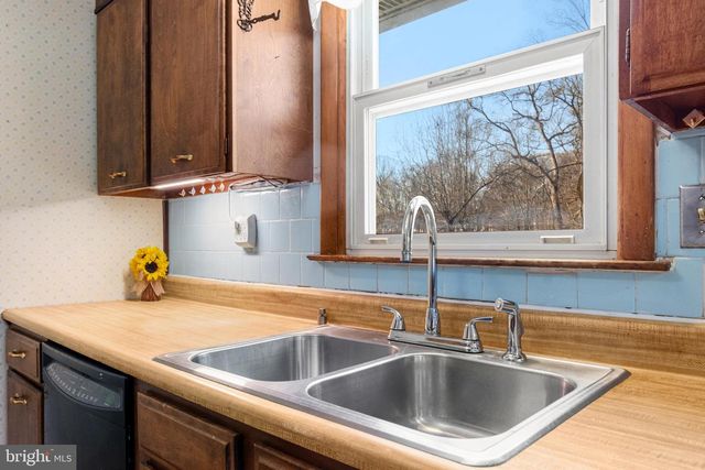 2106 DON AVE, Westminster, MD 21157