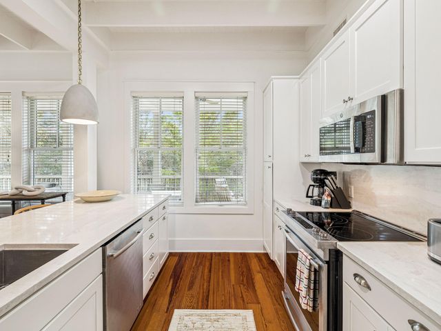 90 Silver Laurel Way, Santa Rosa Beach, FL 32459