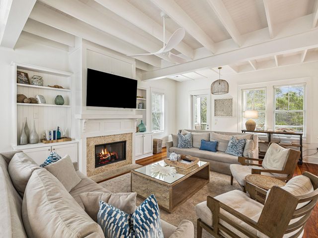 90 Silver Laurel Way, Santa Rosa Beach, FL 32459